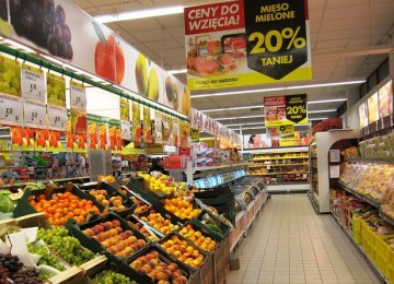 В Польше значительно поднялась стоимость продуктов питания за последний год